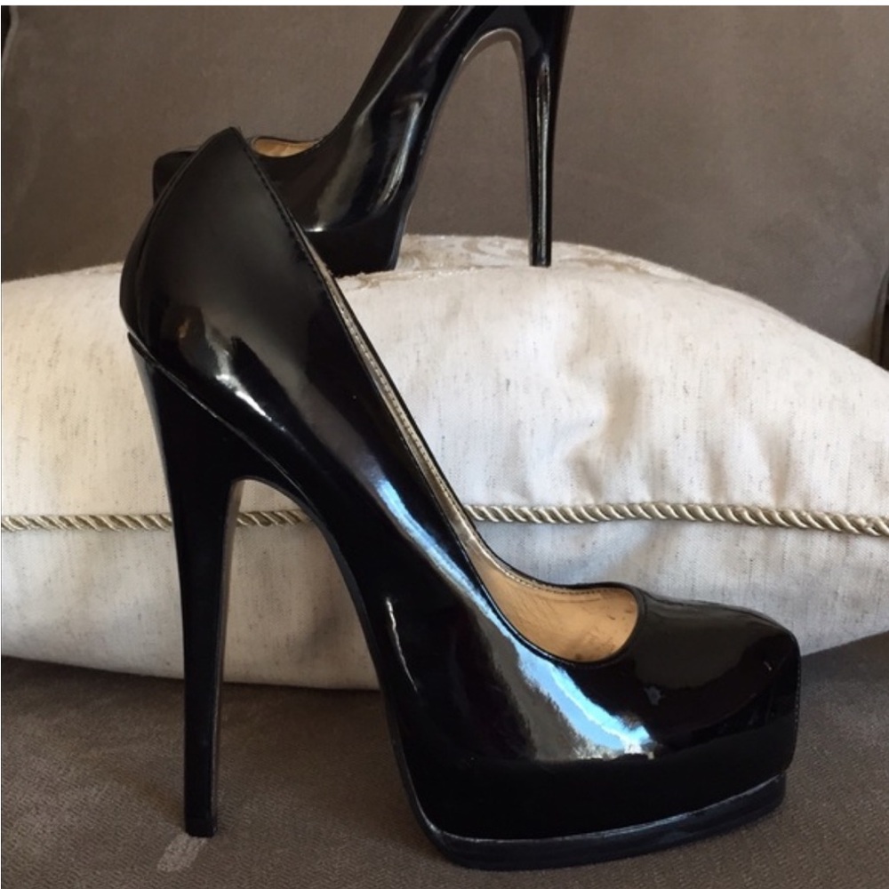 BLACK HEELS PATENT LEATHER - Picture 2 of 5